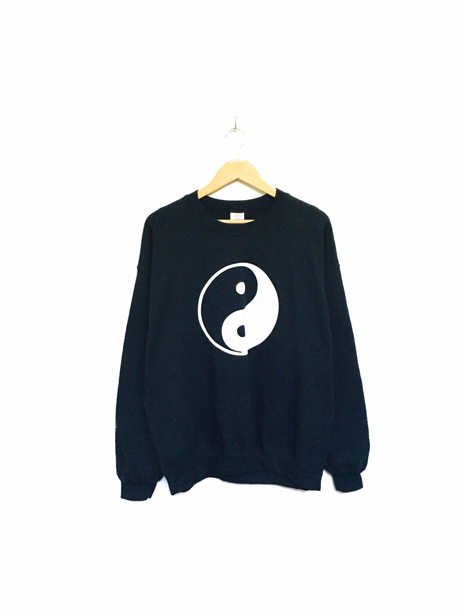 yinyang sweater