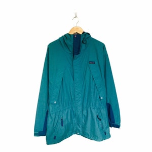 Rare! Patagonia Small Logo Embroidery Spellout Jacket Sweater Hoodies Pullover Vintage Nice Colour / Size Large