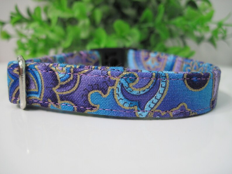 Purple Paisley Cat Collar