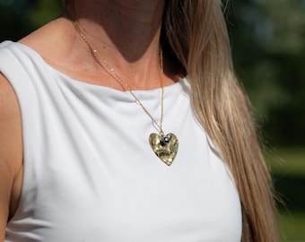 Collar de perlas tahitianas chapado en oro con cadena de oro. Collar de perlas solitarias. Colgante reversible.