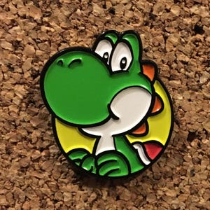 Yoshi Nintendo Super Mario Dinosaur Enamel Pin