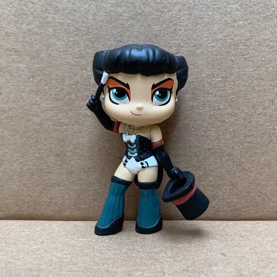 zatanna figure