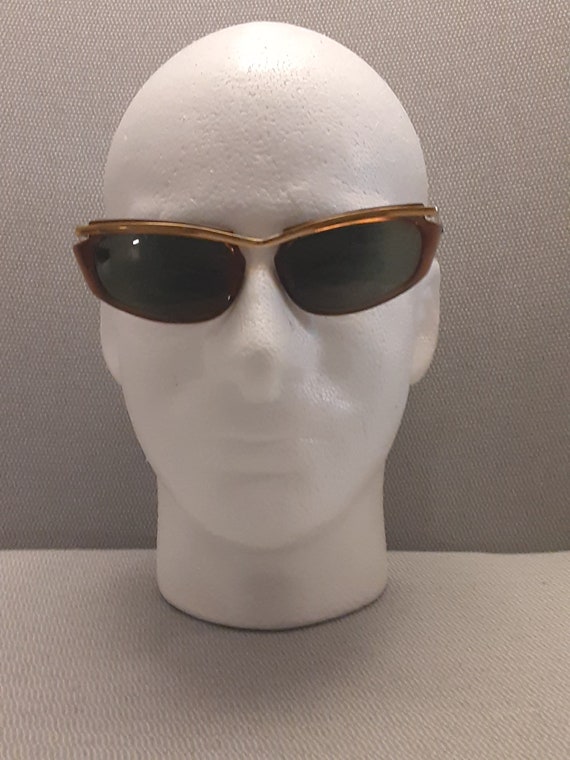 Vintage Ray Ban sunglasses