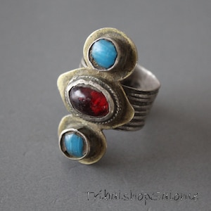 Turkmen Goldwashed Silver Ring with Red and Turquoisen Glass Jewels, US Size 7 1/2