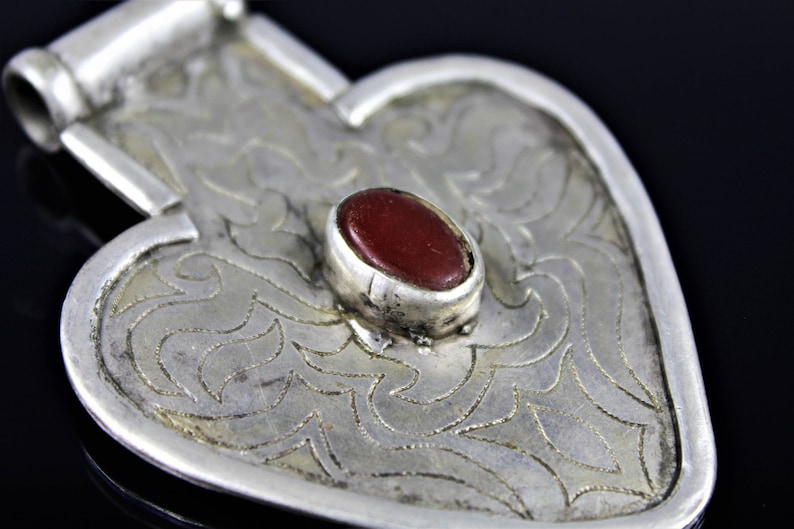 Vintage Turkmen Goldwashed Pendant with Carnelian Ethnic Jewelry Turkoman Silver Jewelry Collectors Piece Asyk Silver Pendant
