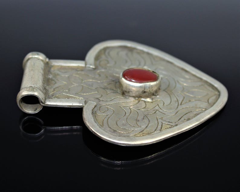 Vintage Turkmen Goldwashed Pendant with Carnelian Ethnic Jewelry Turkoman Silver Jewelry Collectors Piece Asyk Silver Pendant