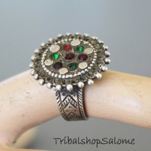 Vintage Balochi Silver Ring with Red and Green Jewels, US Size 7, Nomad Silver Jewelry, Hippie Boho, Tribal Fusion Jewelry