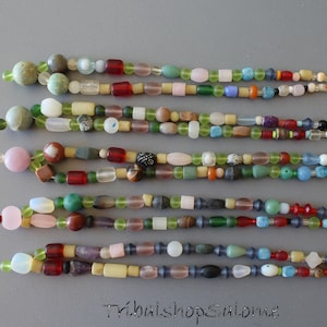 Old Glass Beads, Mixed Strand of Colorful Old Glass Beads, Casual Hippie Boho Necklace, 38 cm / 14,5 &quot; long