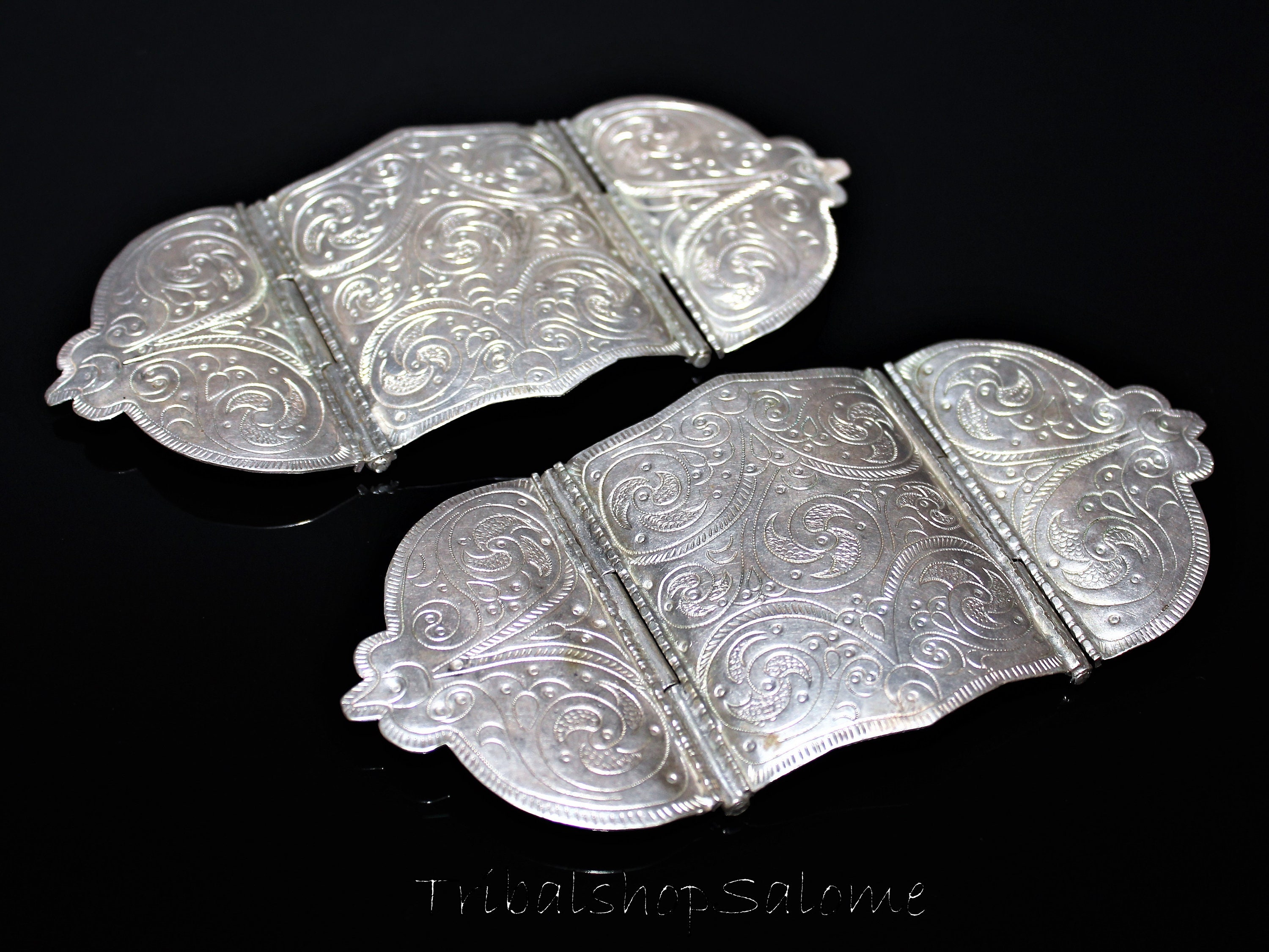Paire De Bracelets Anciens Tribaux Afghans - Argent 925 - Pierres Rouges Et Vertes - Vintage