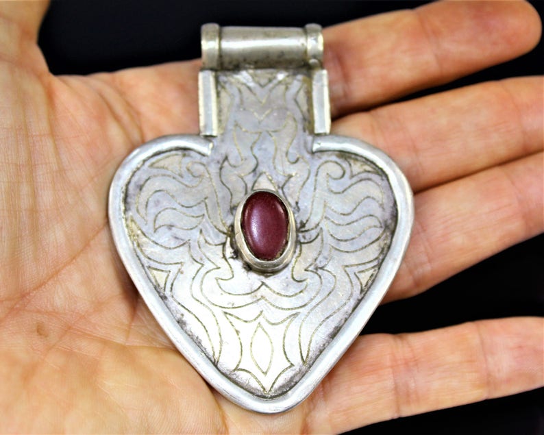 Vintage Turkmen Goldwashed Pendant with Carnelian Ethnic Jewelry Turkoman Silver Jewelry Collectors Piece Asyk Silver Pendant