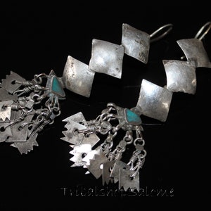 Kaschmir Silber Ohrringe mit türkisen Steinen, Alte Ethnische Ohrringe, Sammlerstück, Tribalschmuck; 8119.5-A460