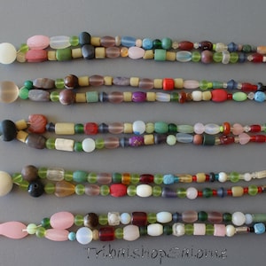 Old Glass Beads, Mixed Strand of Colorful Old Glass Beads, Casual Hippie Boho Necklace, 38 cm / 14,5 &quot; long