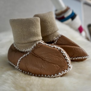 Schöne tief beige Shearling gefüttert weiche und warme Schaffell Leder Booties / Cot Schuhe