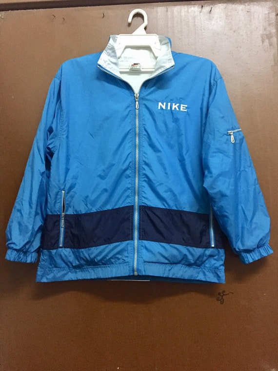 nike no sleeve jacket