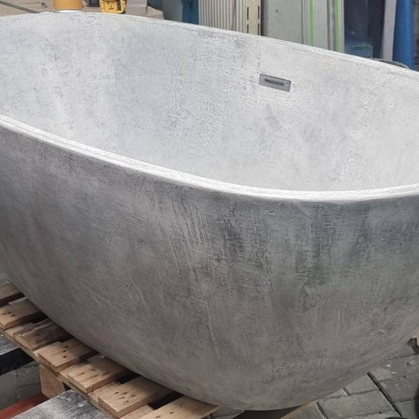 Modern Bathtub with Custom Microcement Design