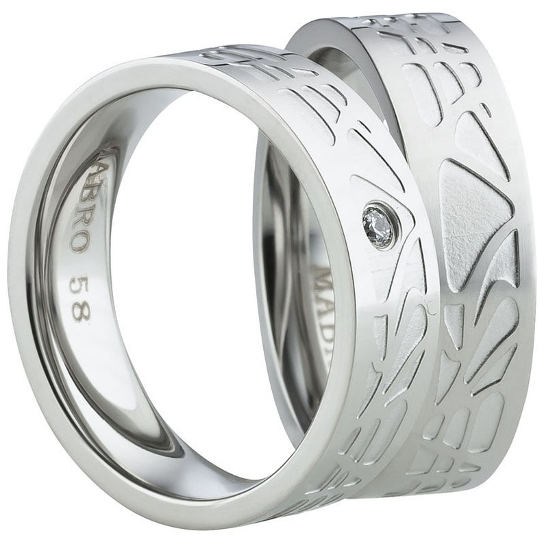 Friendship rings partner rings engagement rings wedding rings in stainless steel women/'s ring with zirconia stone incl engraving