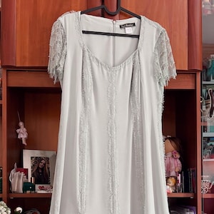 Vintage-Stil Tom Bowker Damen Kleid Größe UK 40 US 10 EU 40 Weich Grün Perlen Abendkleid mit Spitzenärmeln Party Hochzeit Midi Kleid