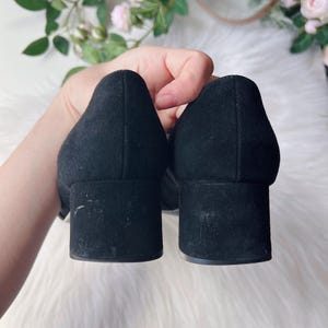 Prada Schwarze Wildleder Loafers EU 38 / US 7.5-8 / UK 5 Made in Italy Blockabsatz Ruhige Luxus Schuhe Bild 5