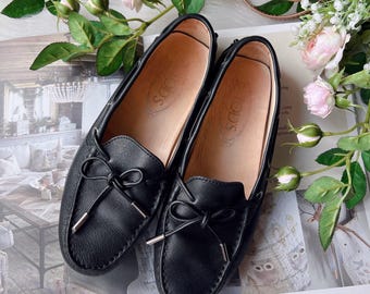 TOD’S gommino driving loafers eu 36 / us 6 / uk 3.5 - 4 black Italian moccasins quiet luxury slip on ballet flats women