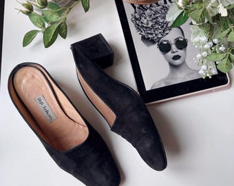 Vintage Stefi Talman Black Suede Leather Mules EU 39.5 / UK 6.5 / US 9 Block Heel Made in Italy 1980s-90s Designer Footwear Elegant Shoes