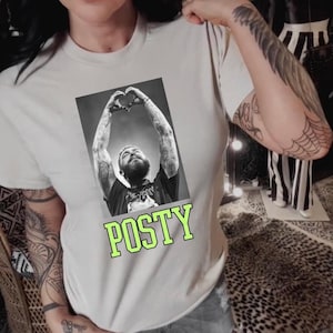 Posty Wallen heart hands country music  I Had Some Help gray or black T-shirt Malone