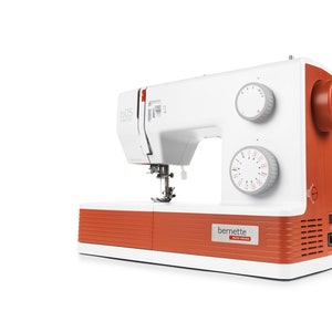 Bernette 05 Crafter Sewing Machine