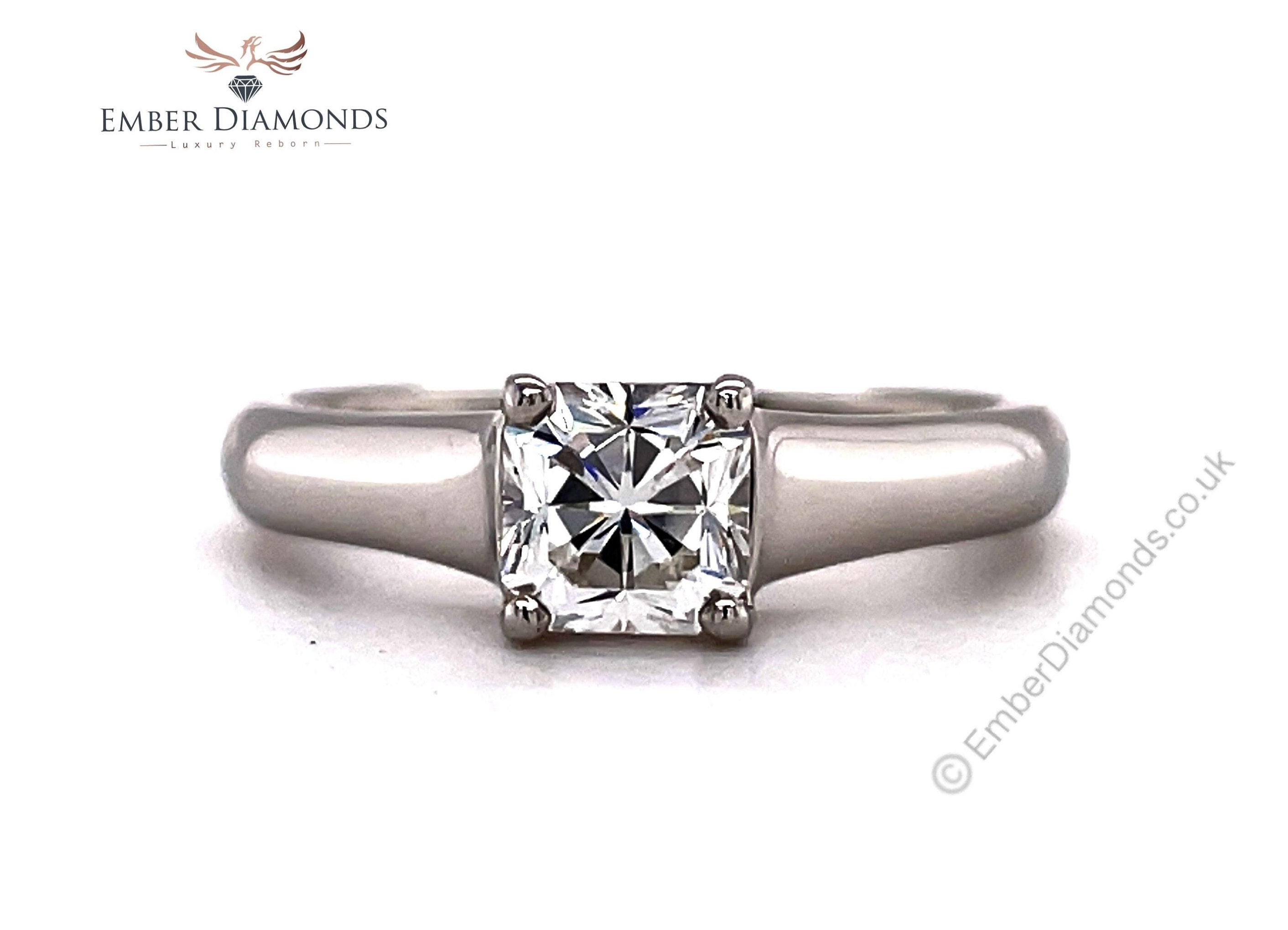 Solitaire ring with a 2.00 carat diamond in white gold - BAUNAT