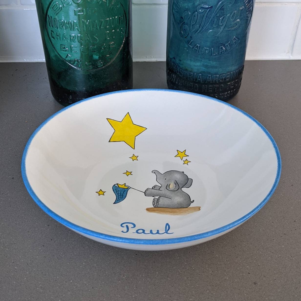 Assiette Personnalisable en Faïence Bords Bleus, Cadeau de Noël, Naissance, Anniversaire, Baptême, B