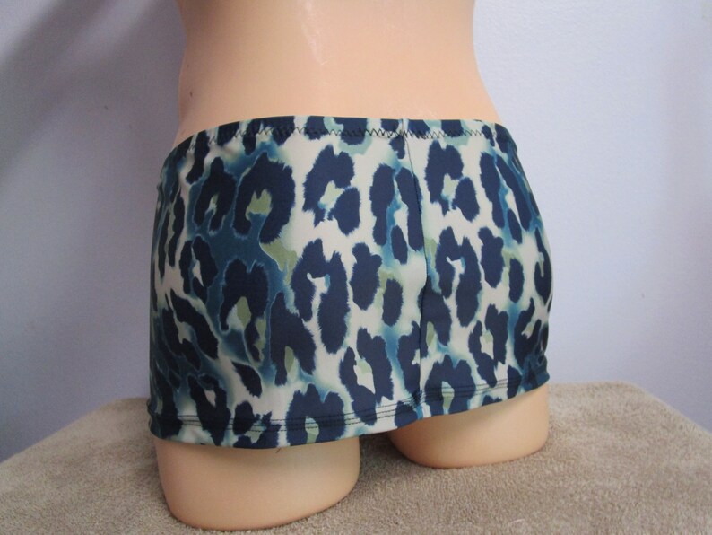 8 Length Fits 32-35 Teal Leopard Print Spandex Mini Skirt