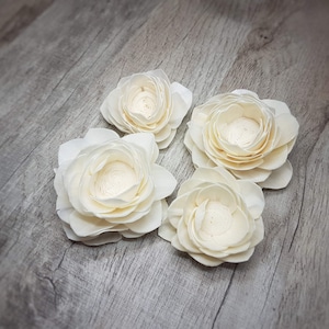 Fleurs en bois Lotte Sola image 1