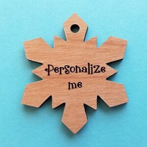Customized wood snowflake tags, Snowflake gift tags, Christmas gift tags, laser engraved and laser cut, wintery wonderland tags, pack of 20