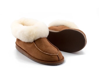 Kamelfarbene Stiefeletten aus Schafsfell