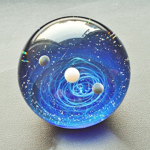 Glaskuppel Planet Sterne Twisted Space Glass Marmor,Unikat Geschenk Nachthimmel Galaxie Marmor Universum Kugel Space Blown Glass 4,5cm