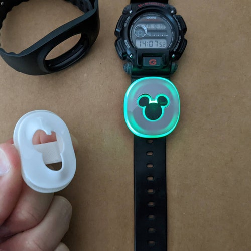 Magicband FLEXIBLE Puck Holder Magicband Plus Watch Slider Etsy