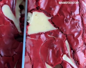 Receta de brownies de tarta de queso Red Velvet, postre con remolino de chocolate (descarga en PDF)