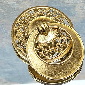 Vintage Monet Gold Tone Doorknocker Brooch, Brushed Gold Brooch, Round Doorknocker Brooch, Vintage Monet Brooch