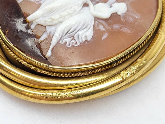 Antique Three Graces Cameo Pendant Necklace Gold … - image 3