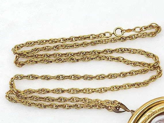 Antique Three Graces Cameo Pendant Necklace Gold … - image 6