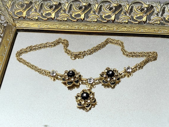 Vintage Kramer Flower Necklace, Gold Tone Flower … - image 4