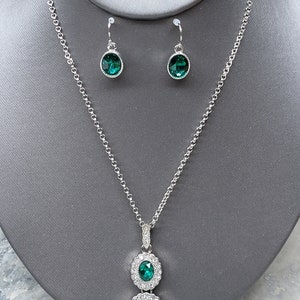 Vintage Monet Emerald Green Crystal Jewelry Set, Monet Green Crystal Necklace Earrings Set Silver Tone Crystal Necklace French Wire Earrings