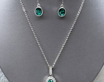 Vintage Monet Smaragd Grün Kristall Schmuck Set, Monet Grün Kristall Halskette Ohrringe Set Silber Ton Kristall Halskette Französisch Draht Ohrringe