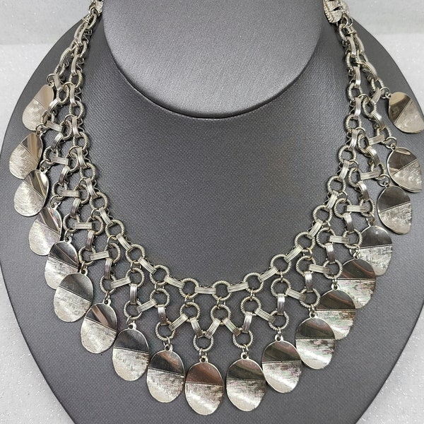 Vintage Silver Tone Bib Necklace, Vintage Silver Net Necklace, Dangle Drop Coin Necklace, 15" Bib Choker Necklace, Vintage Necklace