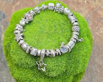 Chamilia Charm Bracelet, Retired Sterling Silver Chamilia 30 Charms Charm Bracelet, 7.75&quot; Sterling Silver Charm Bracelet