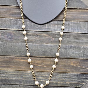 Vintage Monet Necklace, Monet Gold Tone Faux Pearl Chain Necklace, Rare Monet Necklace, VIntage Monet Jewelry