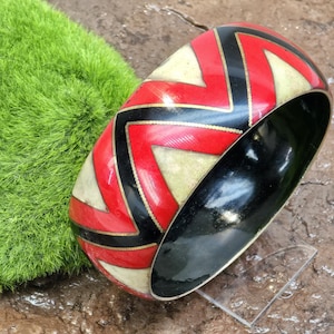 Vintage Enameled Bangle Bracelet, Red Black White Cloisonne Bracelet, Zig Zag Enameled Bracelet, Vintage Cloisonne And Enameled Jewelry