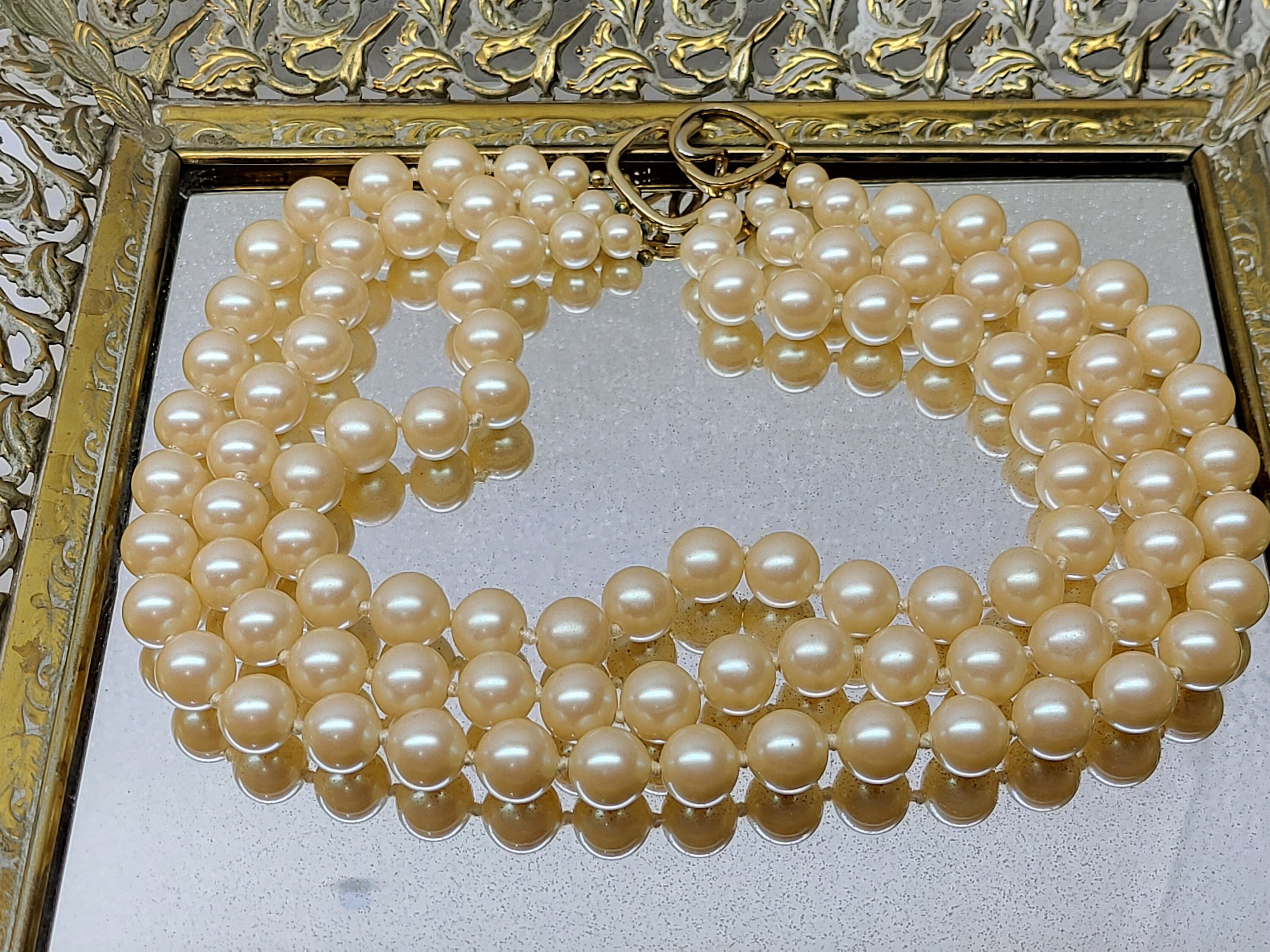 Collier Perles Transparentes En Verre Signé MONET – Occasion, Une Perle Légèrement Abîmée