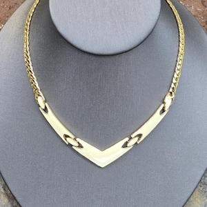 Vintage Monet Necklace, Monet Gold Tone and Cream White Enameled Necklace, Rare Monet V Necklace, Vintage Monet Jewelry