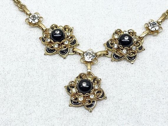 Vintage Kramer Flower Necklace, Gold Tone Flower … - image 5