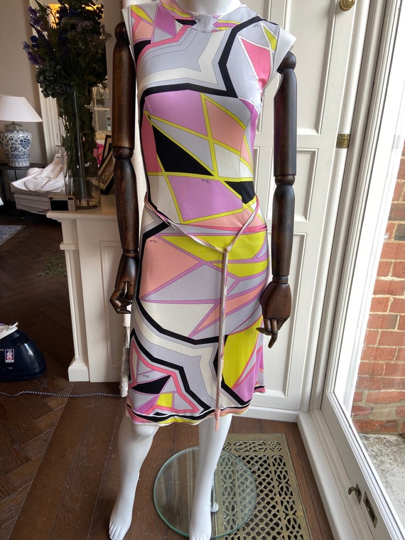 Pucci print size 10 silk shift dress