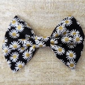 Daisy hair bow | Daisy bows | Black and white hair bow | Floral hair bow | Summer hair bow | Daisy hair bow clip | Daisy headband bow | Bows